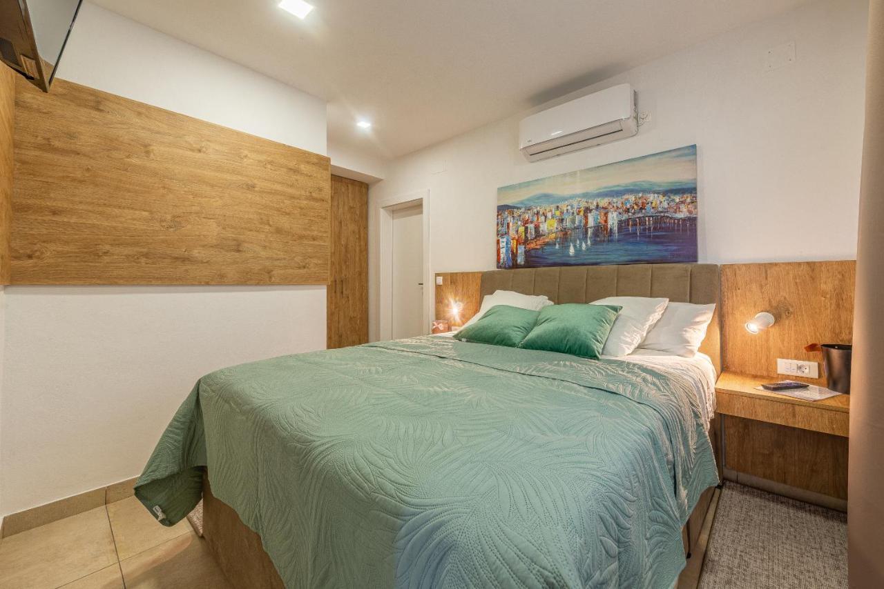Villa Zora, Starigrad Paklenica, Селине Экстерьер фото